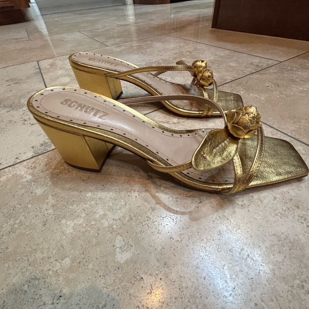 SCHUTZ Metallic Gold Soft Leather Block Heel Sandals